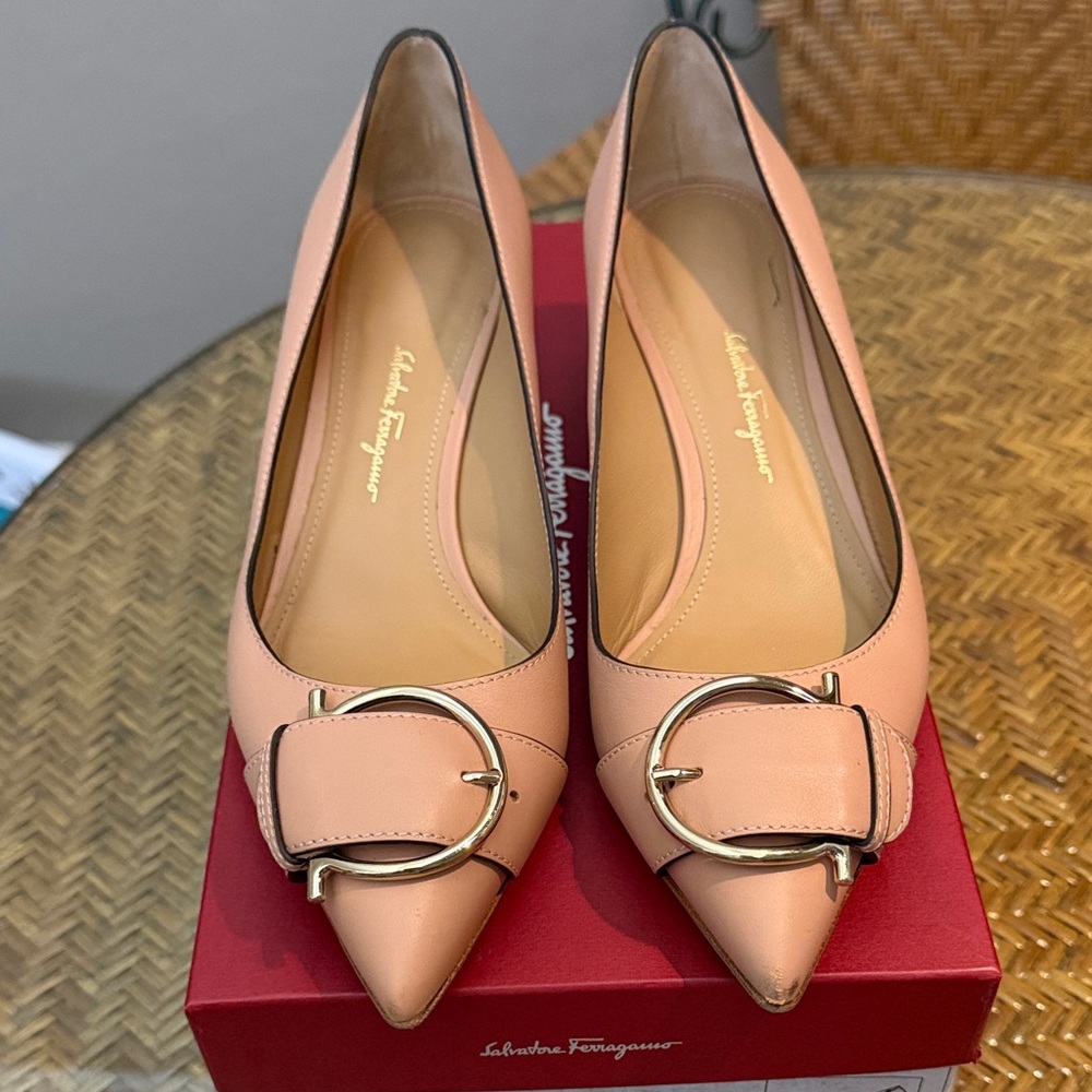 Salvatore Ferragamo Peach Pointed Heels with Buckle